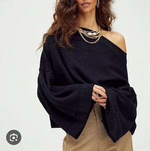 FREE PEOPLE | We The Free Black Bunny Waffle Knit Cropped Bell Sleeve Top NWT M